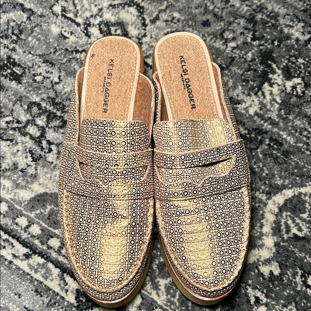 Kelsi Dagger Gold and Black Patterned Mules
